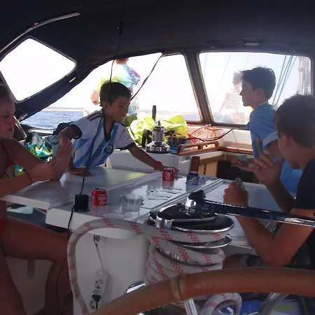 Luxury Sailing Yacht Sofia Star 1 船上ホテル *