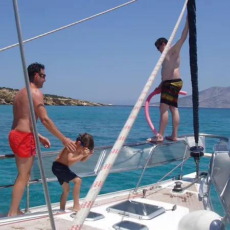 Ботель Luxury Sailing Yacht Sofia Star 1 Тоурлос