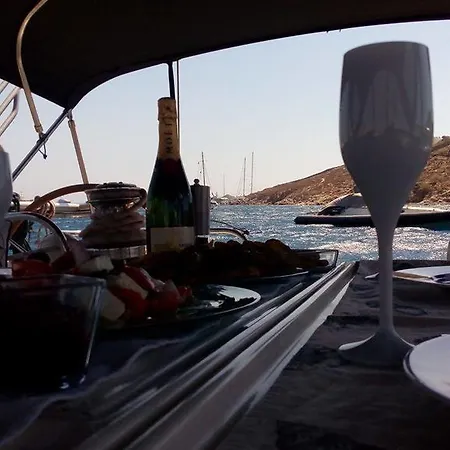 Hotel na wodzie Luxury Sailing Yacht Sofia Star 1
